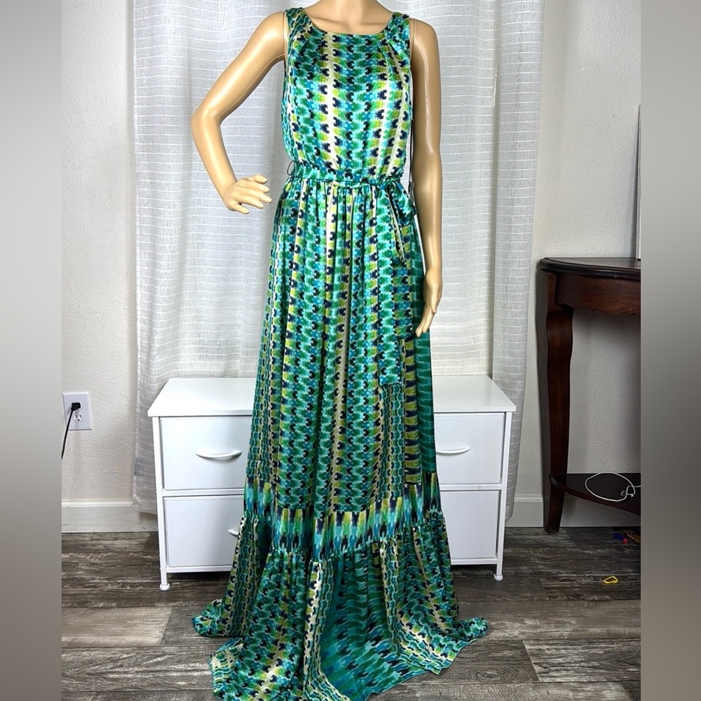 🌟VON VONNI 🌟Morange Green 🌟Elegant Patterned Maxi Dress, XS